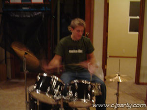 tylerdrumsjan9_05.jpg